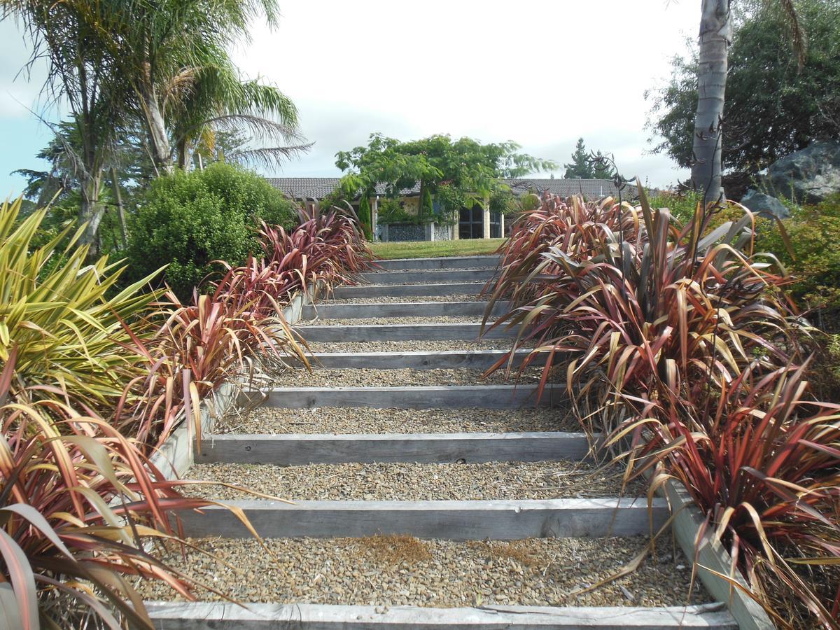 Silverdale Retreat Bed & Breakfast Orewa Bagian luar foto